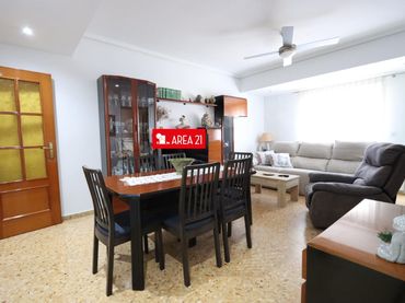 Appartement avec balcon à vendre à Núcleo Urbano