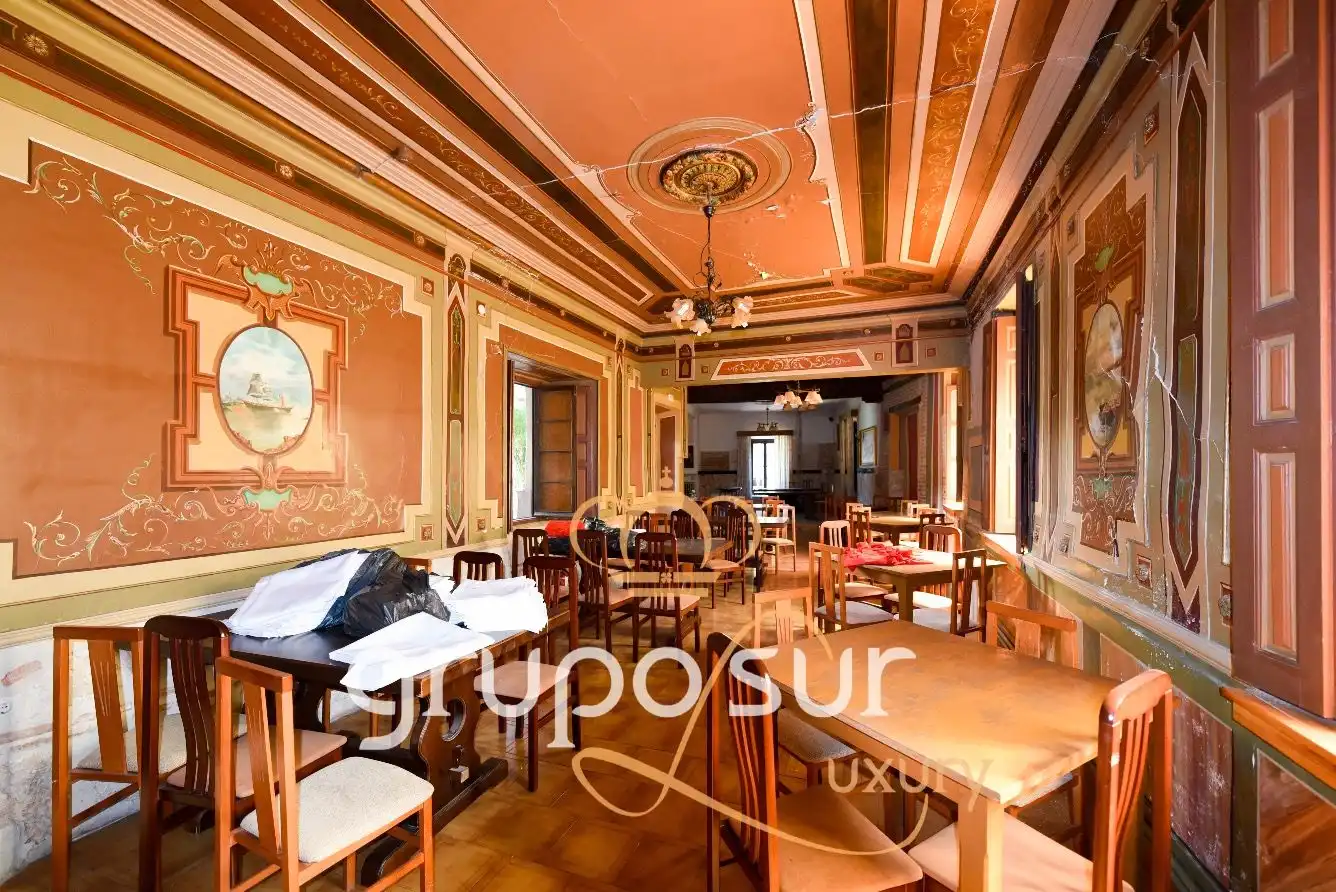 Country homes for sale in Olmedo  with Heating, Private garden and Parquet flooring