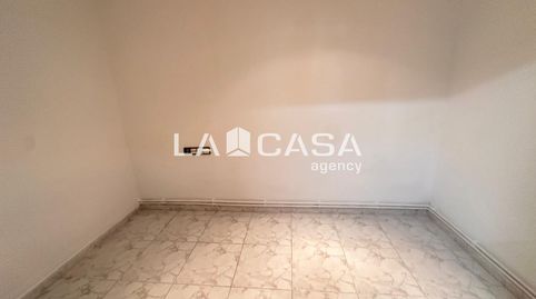 Foto 3 de Planta baixa en venda a Carrer Sant Jordi, Canovelles, Barcelona