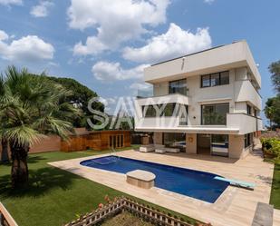 Garden of House or chalet for sale in  Barcelona Capital  with Air Conditioner, Heating and Private garden