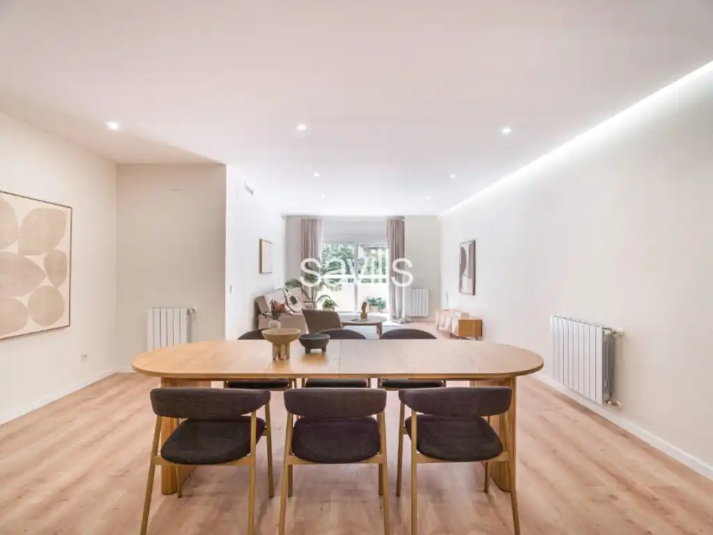 Apartamento con ascensor en venta en Eixample, imagen 2