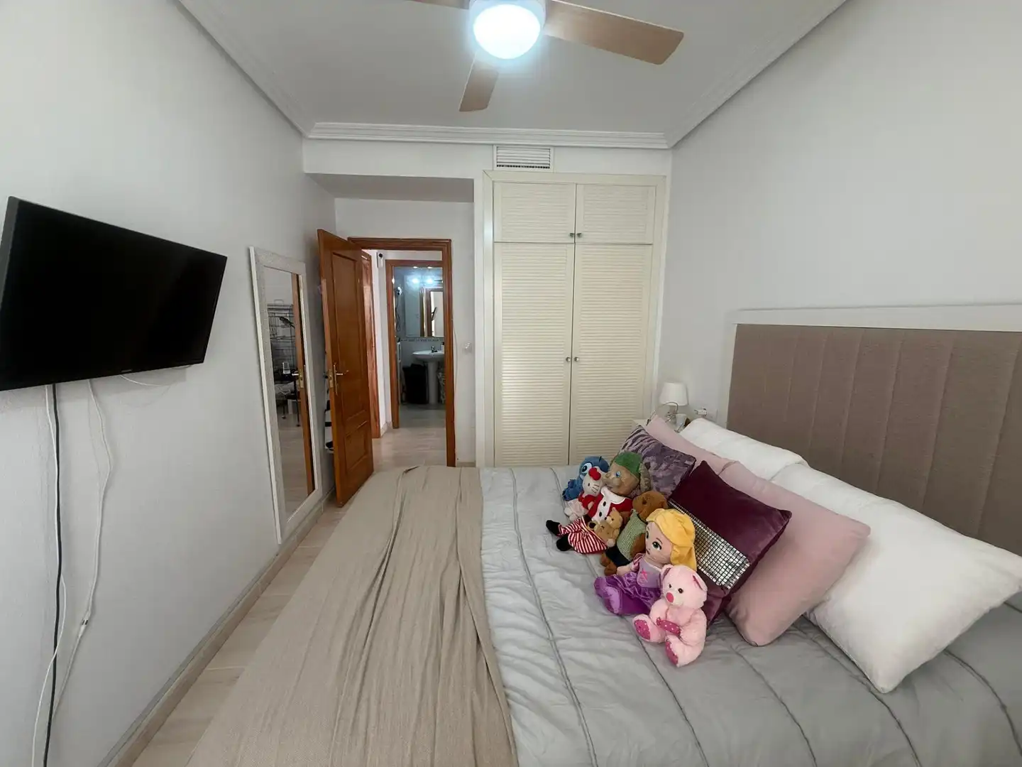 Schlafzimmer von Erdgeschoss zum Verkauf in Águilas mit Privatgarten, Terrasse und Möbliert