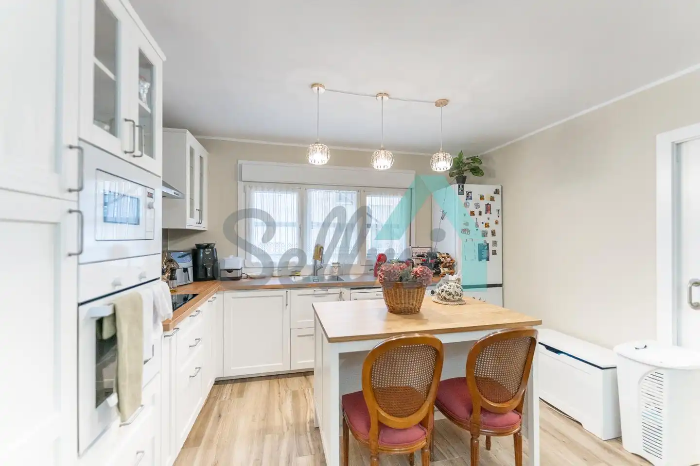 Kitchen of Flat for rent in Gijón   with Furnished