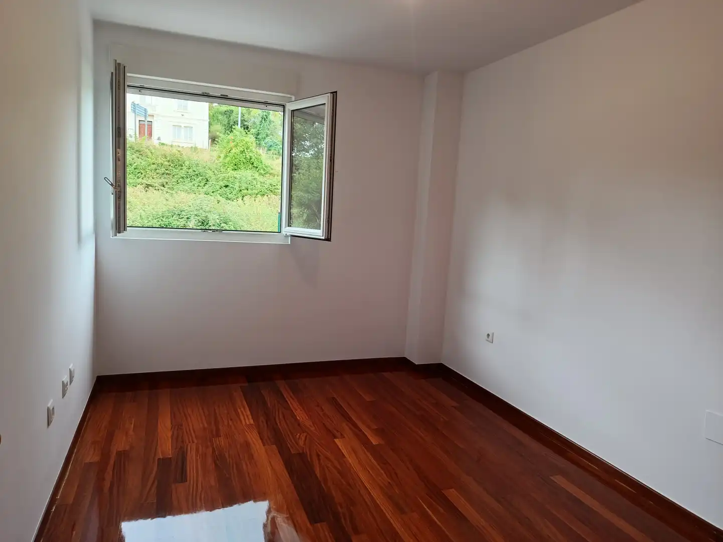 Habitación de Piso en venta en Reocín con Calefacción, Jardín privado y Parquet