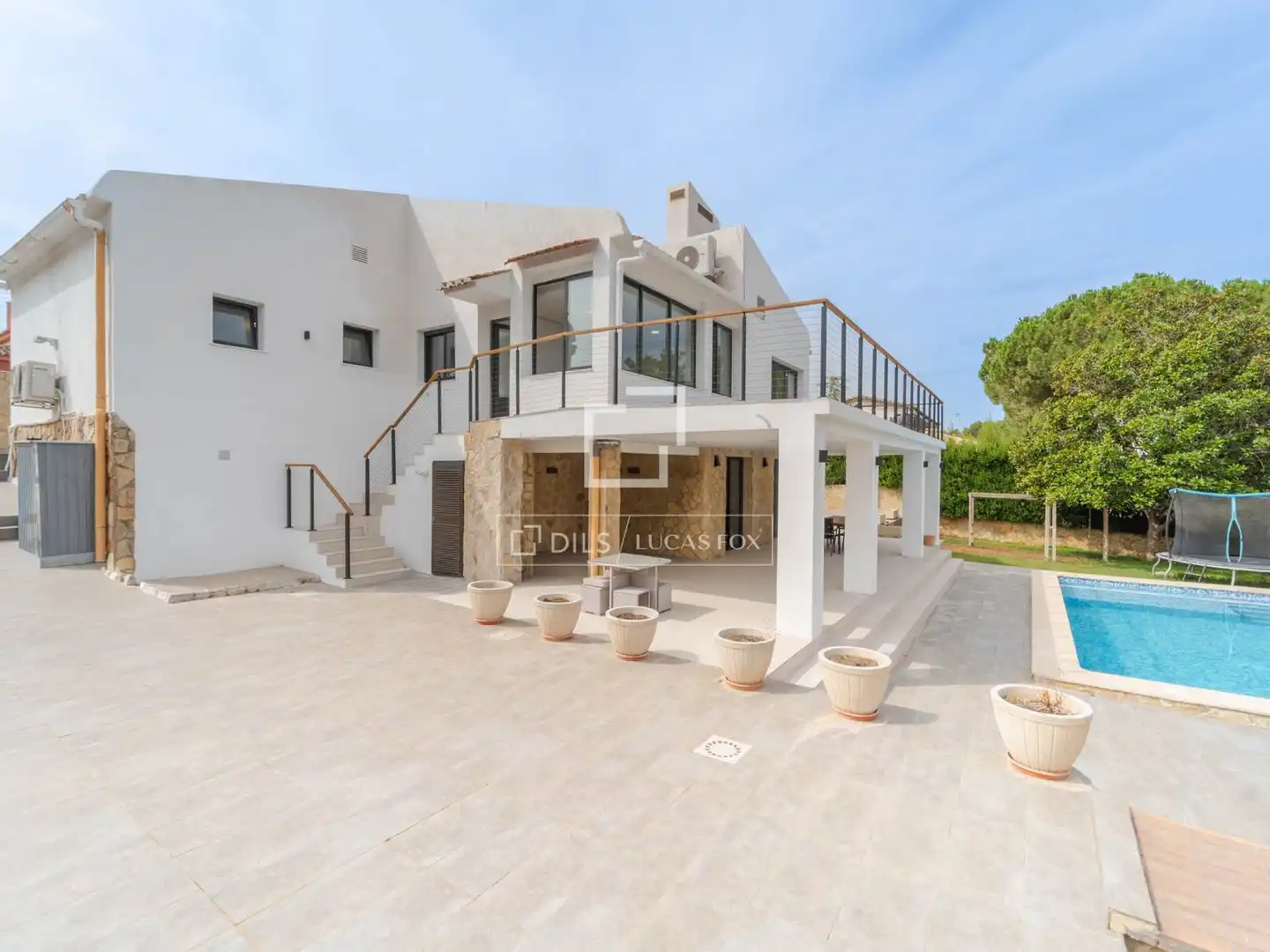 Vista exterior de Casa o chalet en venta en L'Eliana con Aire acondicionado, Calefacción y Jardín privado