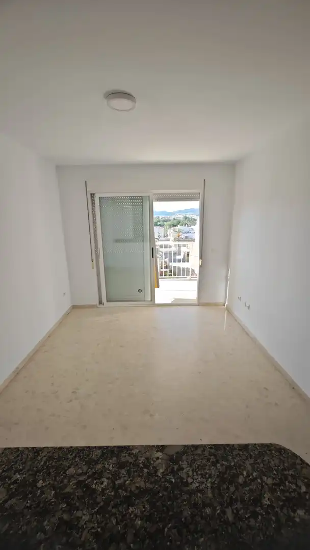 Apartamento en venta en Daimús con Terraza, Piscina y Amueblado