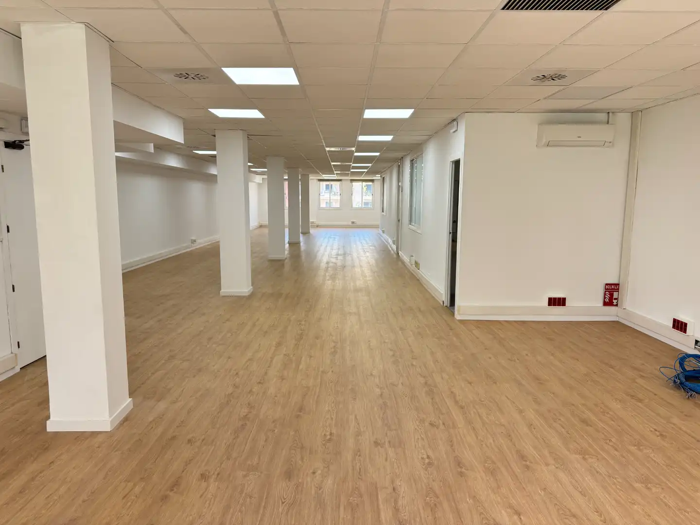 Ufficio con ascensore in affitto a Carrer d'Entença, imagen 18