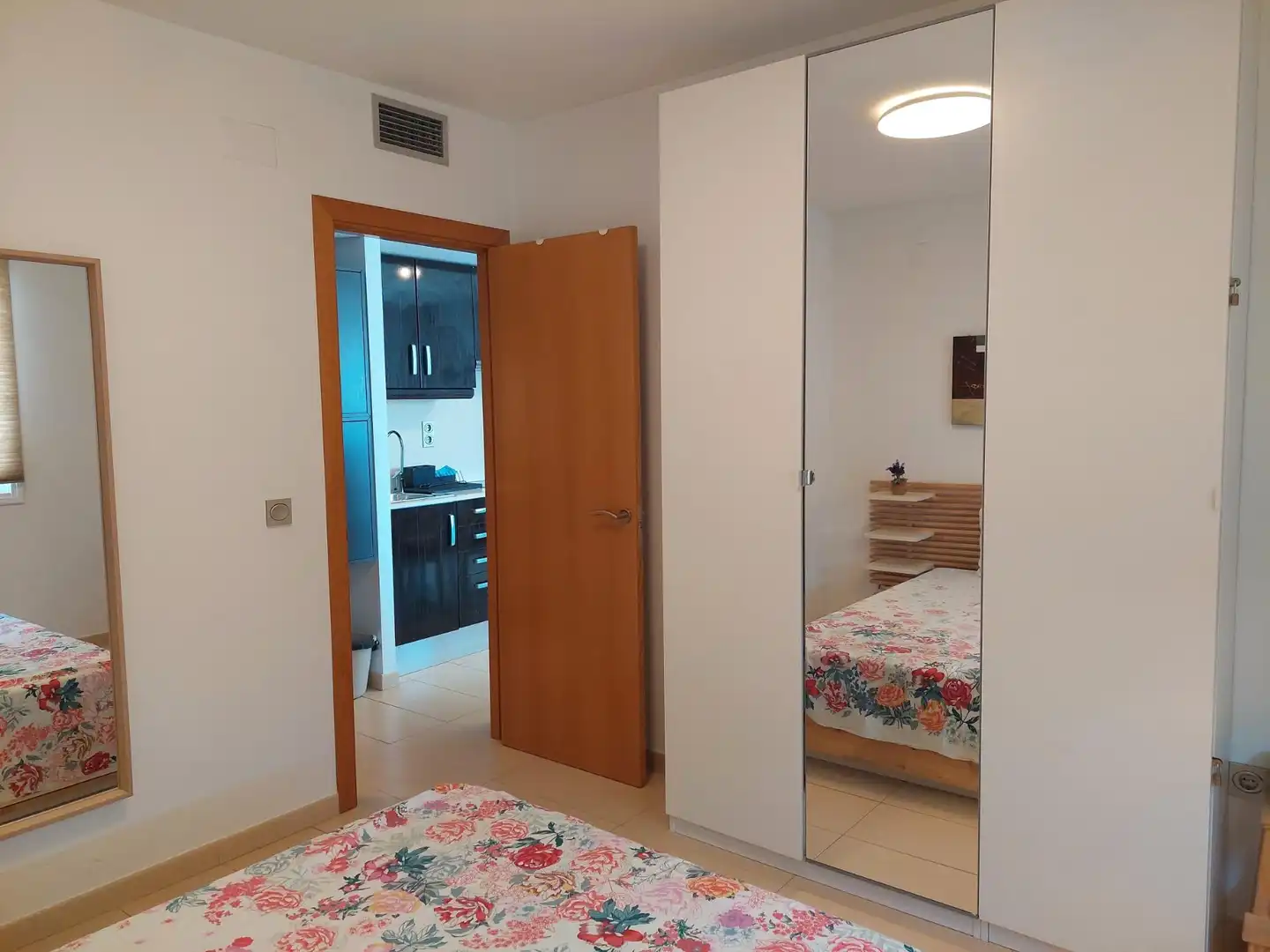 Habitación de Piso en venta en Deltebre con Aire acondicionado, Terraza y Amueblado