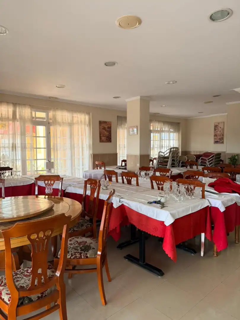 Local de alquiler en Estepona con Aire acondicionado, Parquet y Terraza