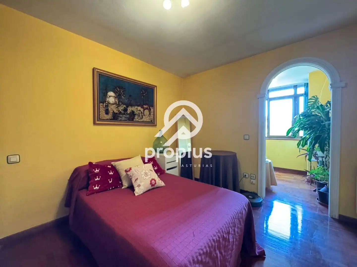 Schlafzimmer von Maisonette zum Verkauf in Llanes mit Heizung und Möbliert