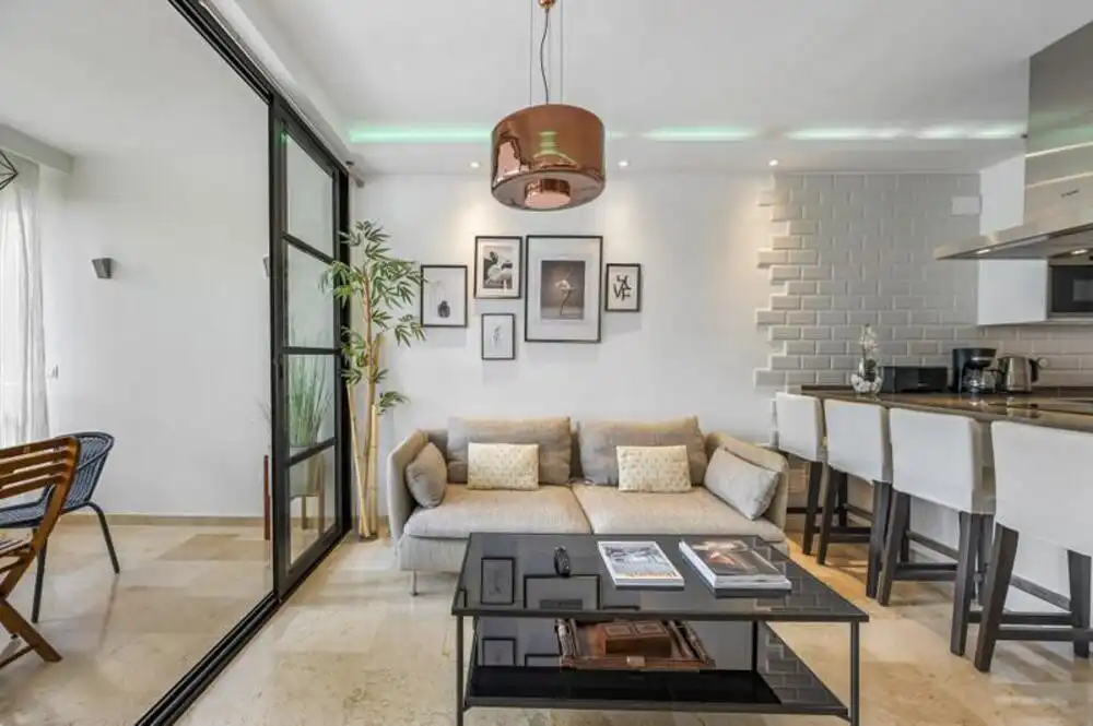Sala d'estar de Apartament de lloguer en Nueva Andalucía