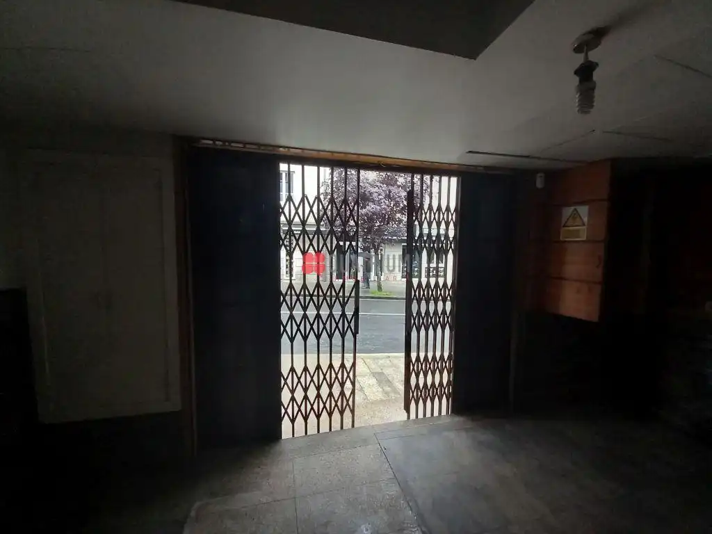 Gewerbefläche zum Verkauf in Campus Sur - Santa Marta
