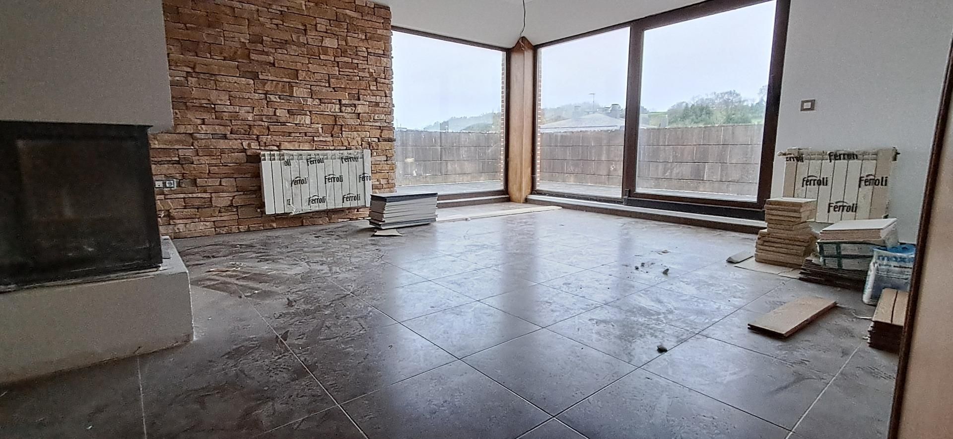 Àtic en venda en Santa María de Cayón amb Terrassa i Balcó