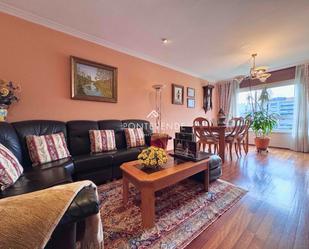 Living room of Flat for sale in Pontevedra Capital   with Heating and Storage room