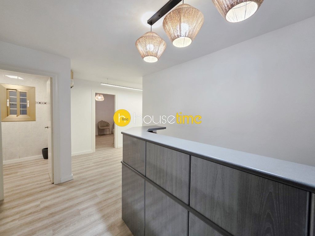 Oficina en venda a Centre - Nucli Antic