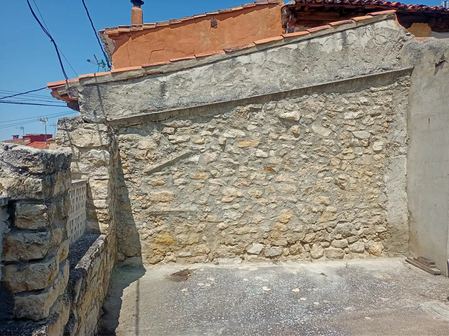 Vista exterior de Casa o chalet en venta en Cañada del Hoyo con Terraza, Amueblado y Balcón