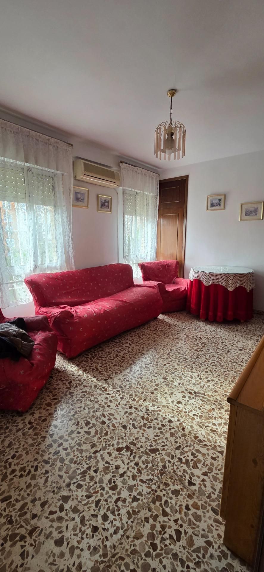 Living room of Flat for sale in  Sevilla Capital  with Terrace