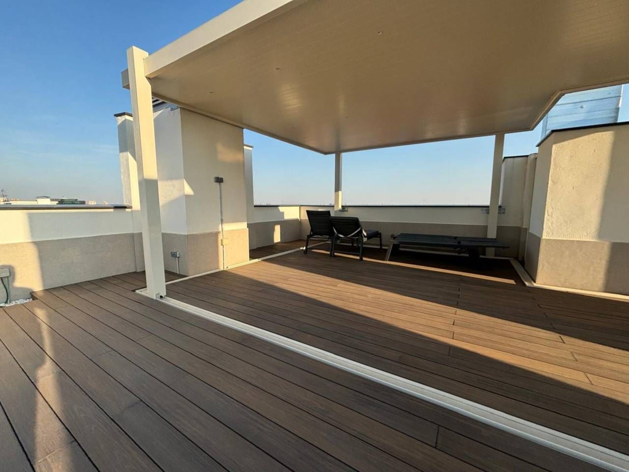 Terrace of Flat for sale in  Madrid Capital  with Air Conditioner, Storage room and Community pool