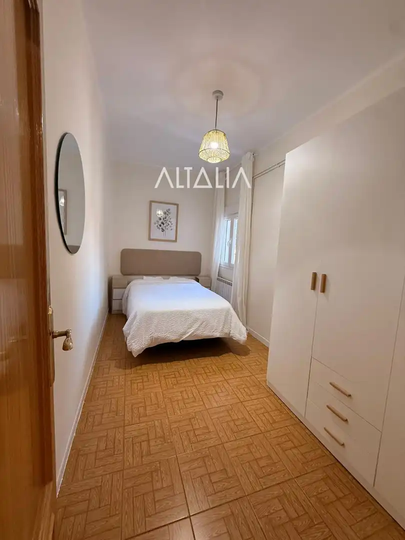 Bedroom of Flat for rent in Cuenca  with Heating and Furnished