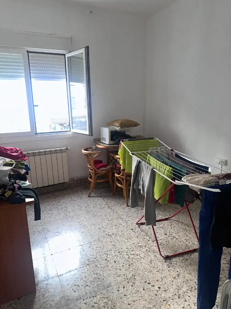 Habitación de Piso en venta en  Logroño con Calefacción y Trastero