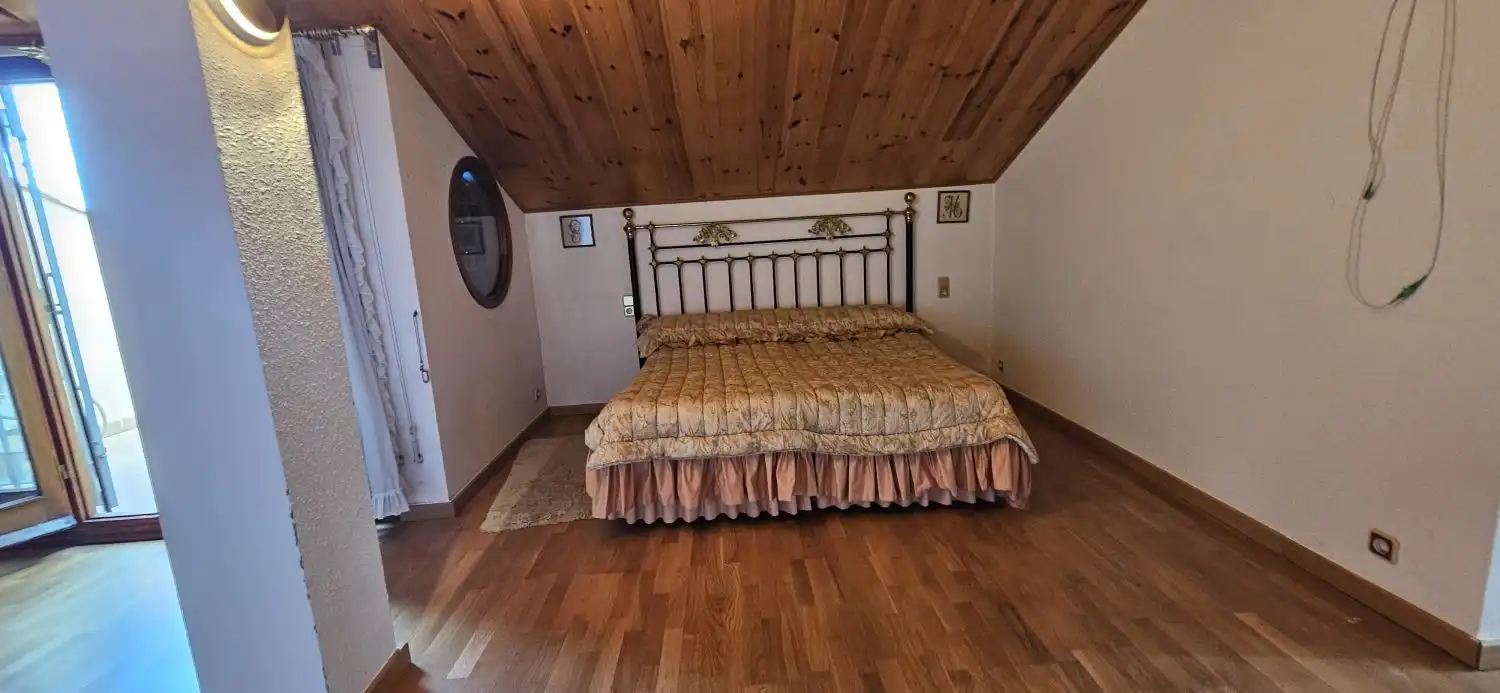 Dormitori de Casa o xalet en venda en Corbera de Llobregat amb Aire condicionat i Calefacció