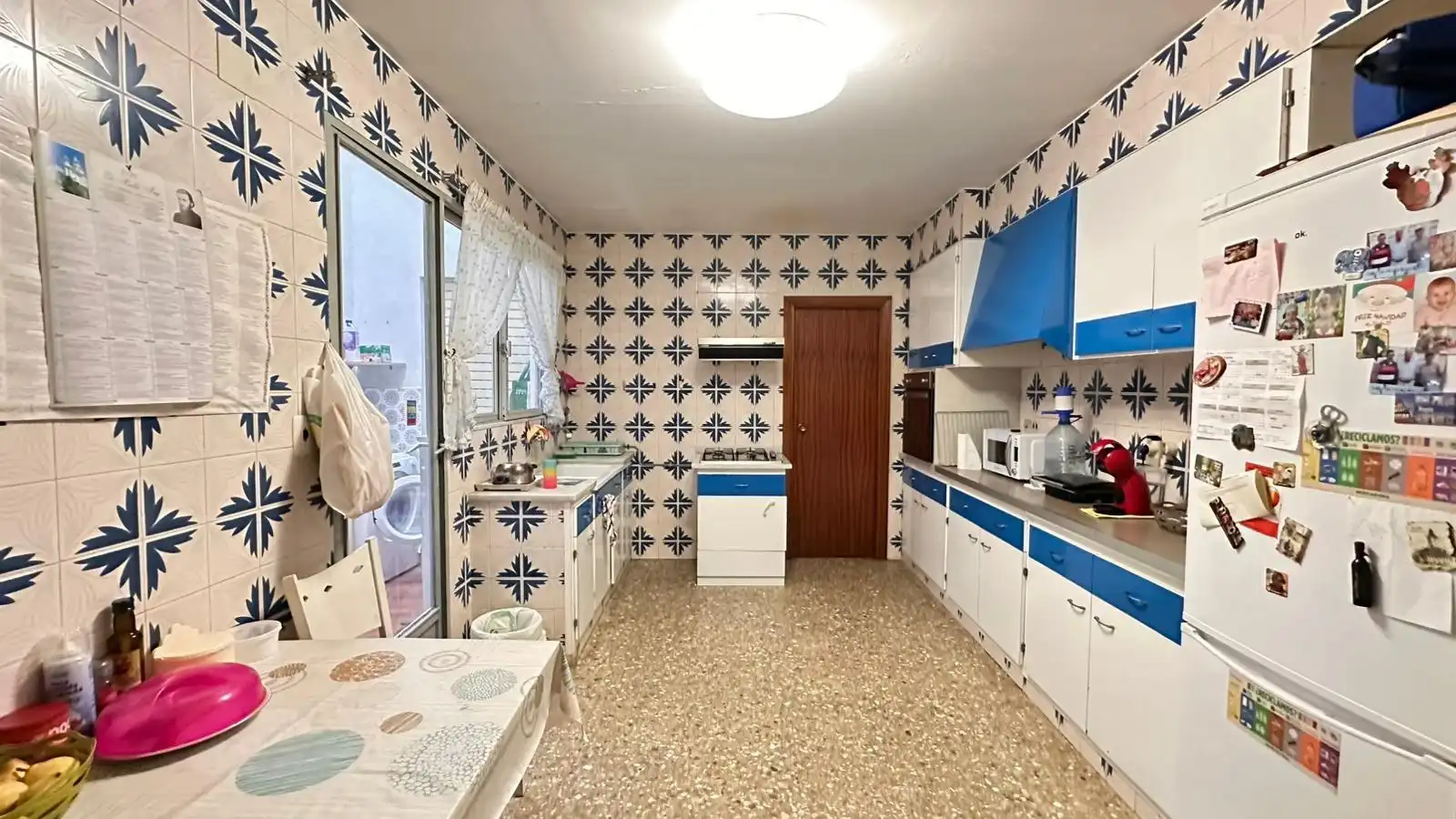 Kitchen of Houses for sale in Carlet  with Terrace, Storage room and Balcony