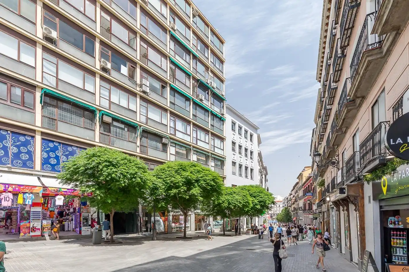 Vista exterior de Apartament en venda en Madrid amb Aire condicionat, Calefacció i Moblat