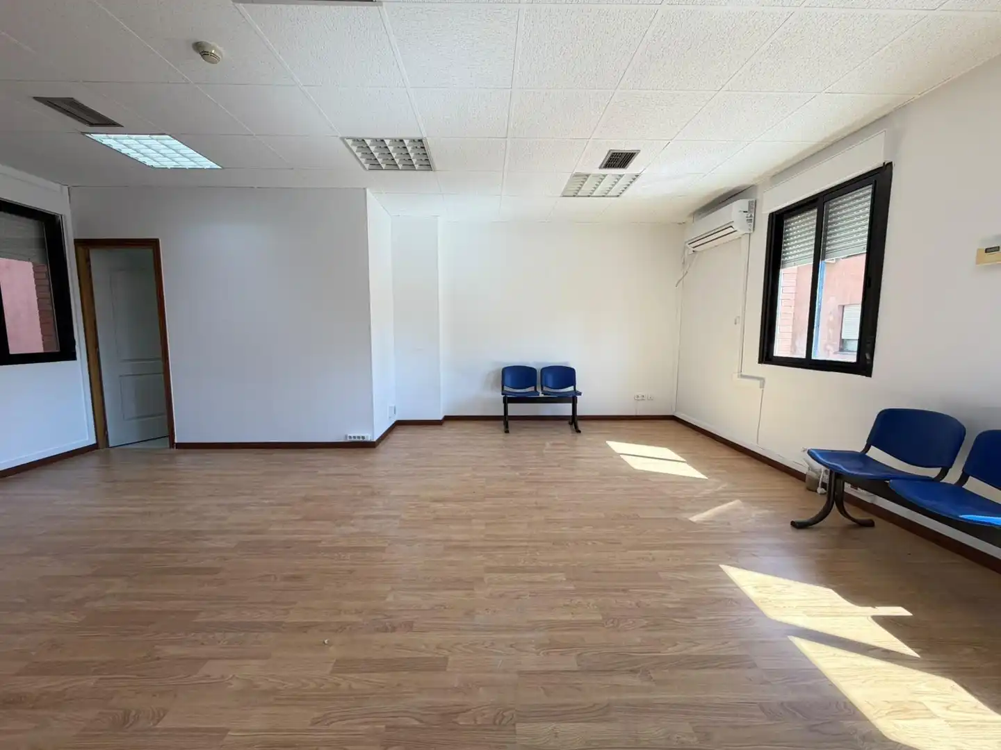 Ufficio con ascensore in affitto a Estación - Parque O'Donnell, imagen 4
