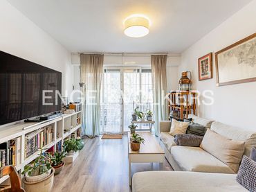 Piso con balcón en venta en Horta - Guinardó