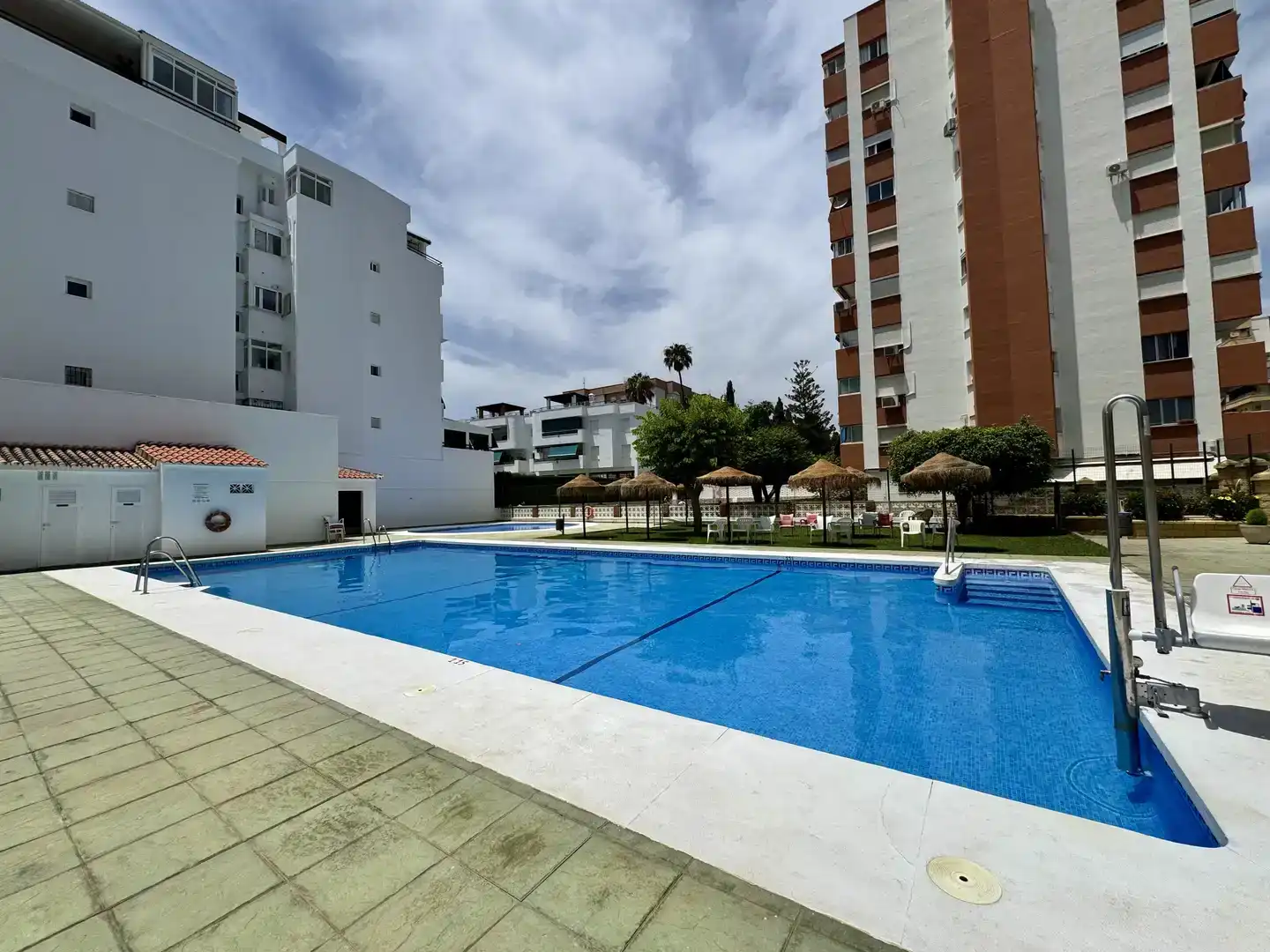 Swimming pool of Flat for sale in Vélez-Málaga  with Air Conditioner and Swimming Pool