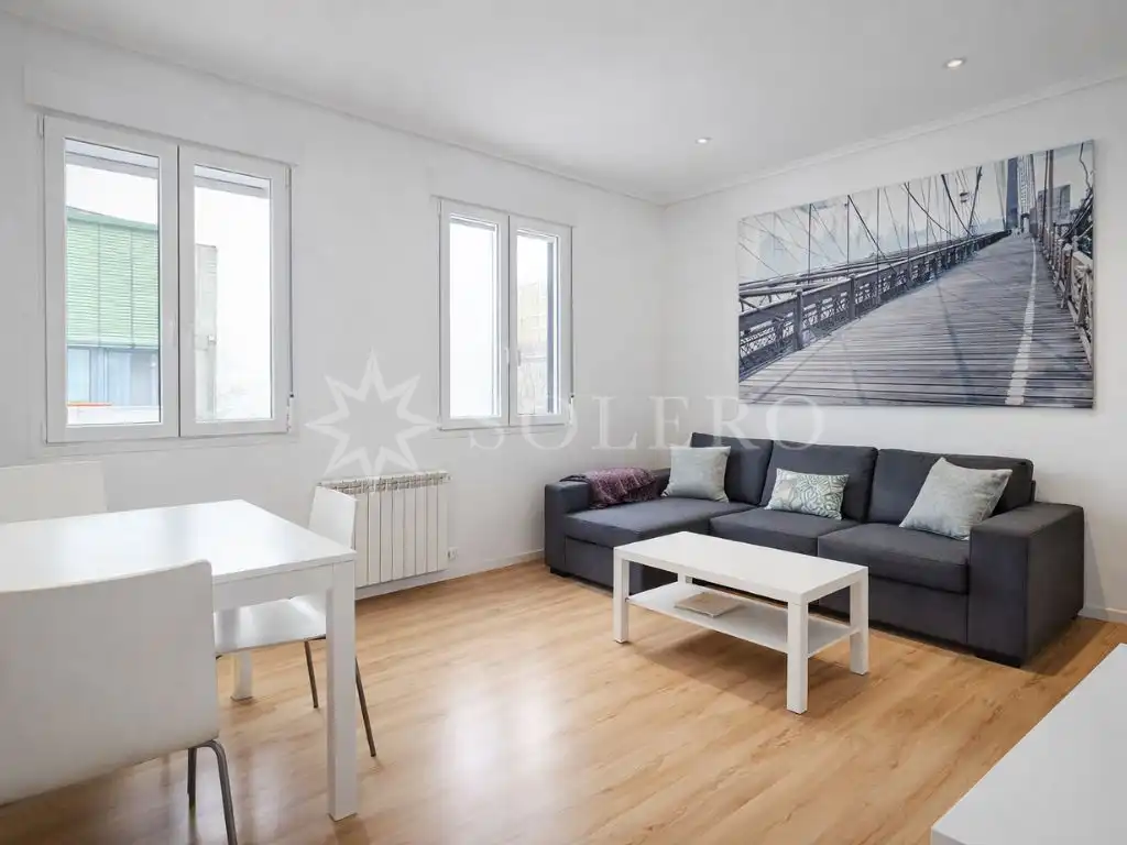 Flat with lift for sale in ALCANTARA 23