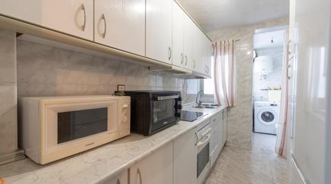 Foto 4 de Piso en venta en Calle Calle Diego de Silos, 7, Barrio de Zaidín,  Granada Capital