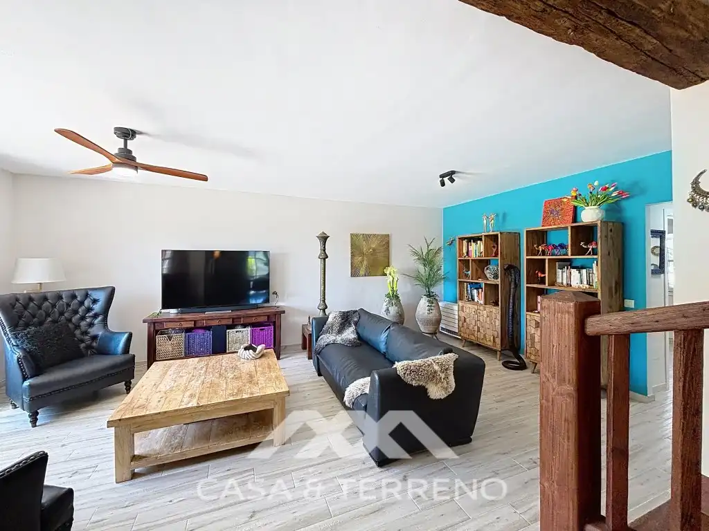 Sala d'estar de Casa o xalet en venda en Alcaucín amb Aire condicionat, Terrassa i Piscina