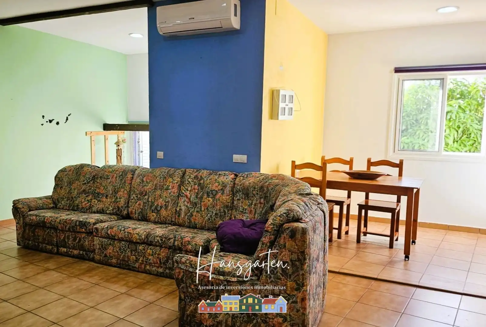 Sala de estar de Casa o chalet en venta en Santa Lucía de Tirajana con Aire acondicionado, Calefacción y Jardín privado