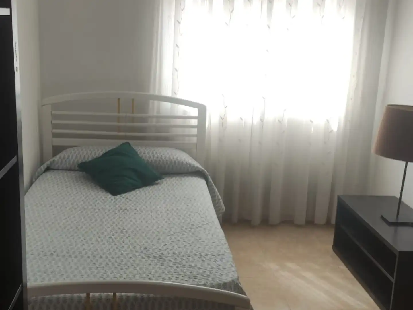 Schlafzimmer von Wohnung zur Miete in Sur