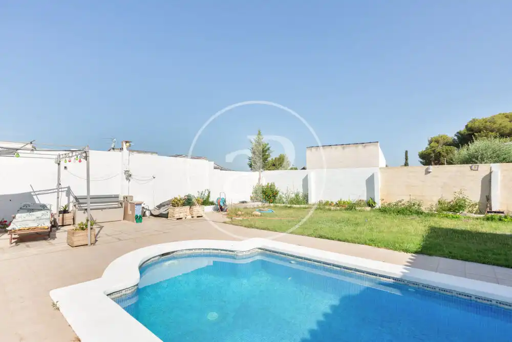 Swimming pool of Houses for sale in Olocau  with Air Conditioner, Heating and Private garden