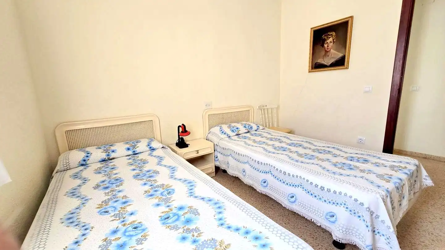 Schlafzimmer von Wohnungen zum Verkauf in Gandia mit Klimaanlage, Terrasse und Möbliert