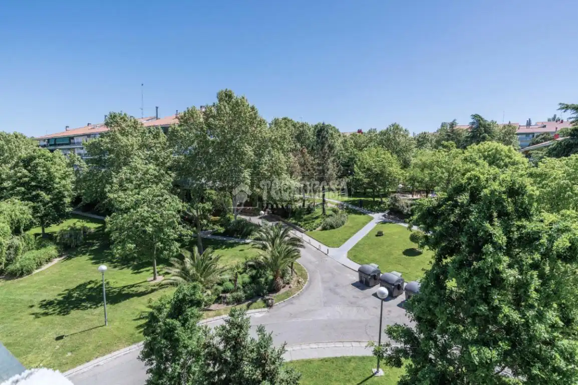 Exterior view of Flat for sale in Móstoles  with Heating, Terrace and Storage room