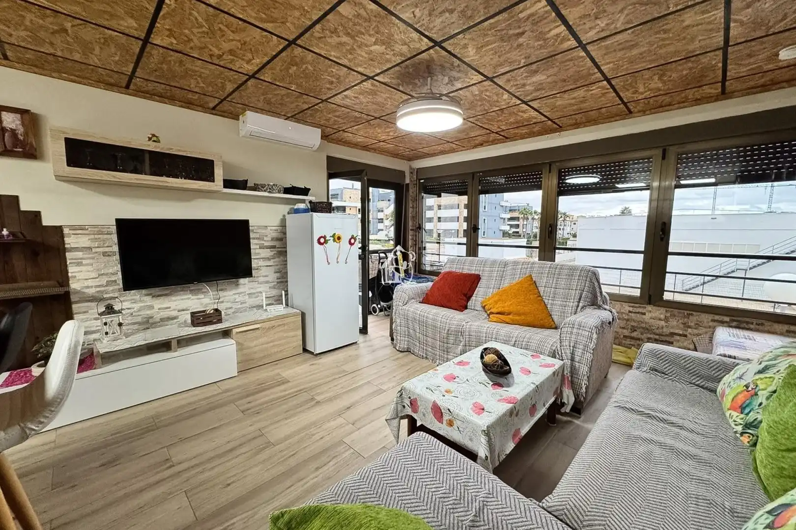 Apartamento con terraza en alquiler en Orihuela Costa, imagen 3