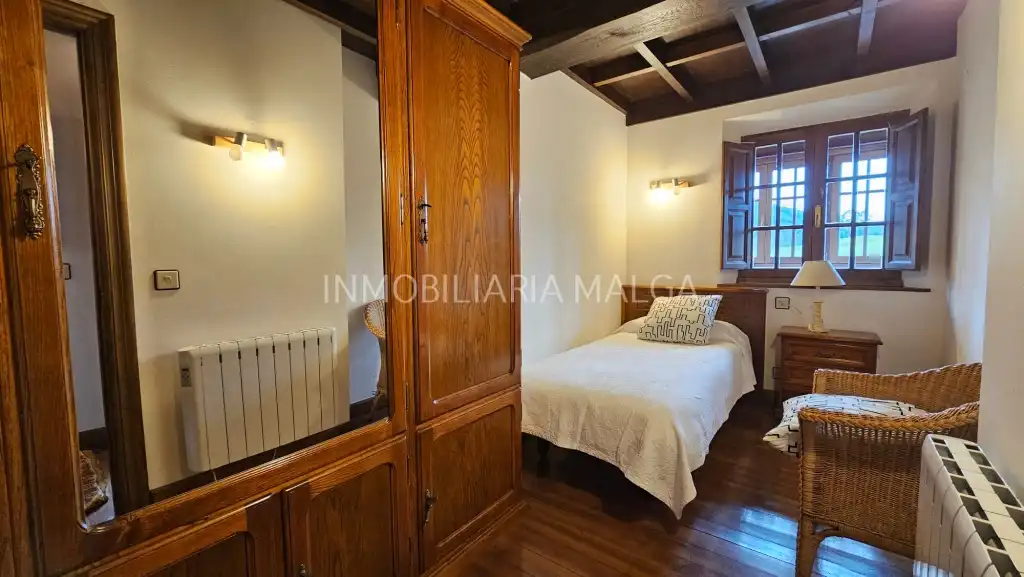 Habitación de Casa o chalet en venta en Colunga con Calefacción, Jardín privado y Parquet