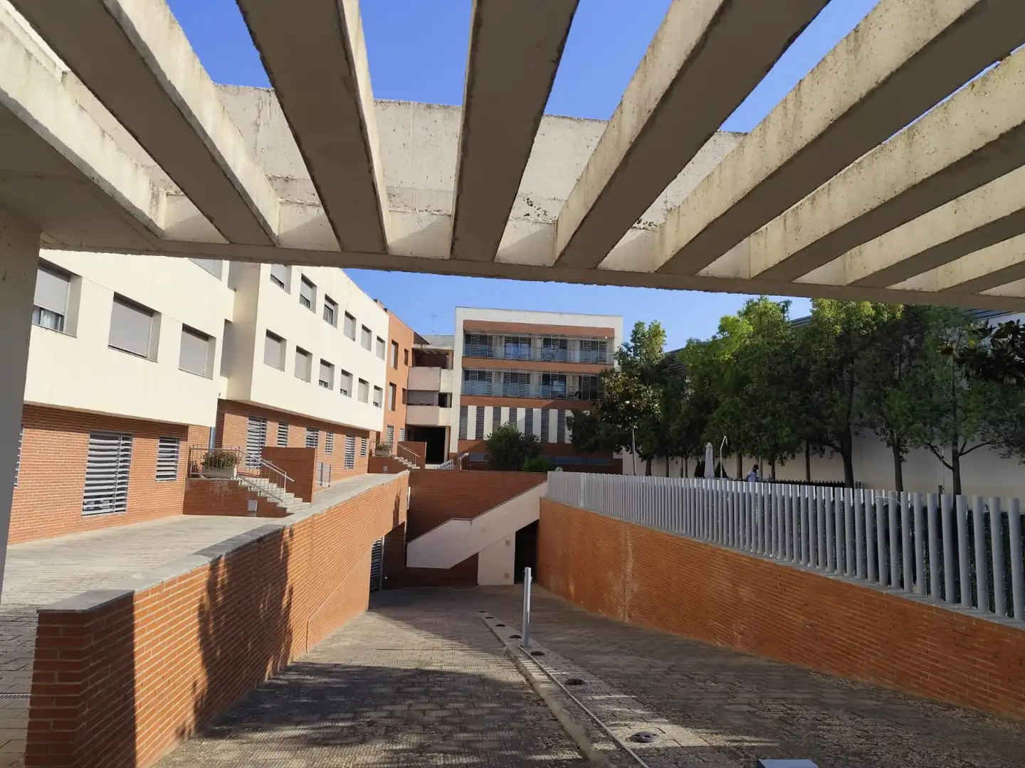 Vista exterior de Ático en venta en Zafra con Aire acondicionado, Calefacción y Jardín privado