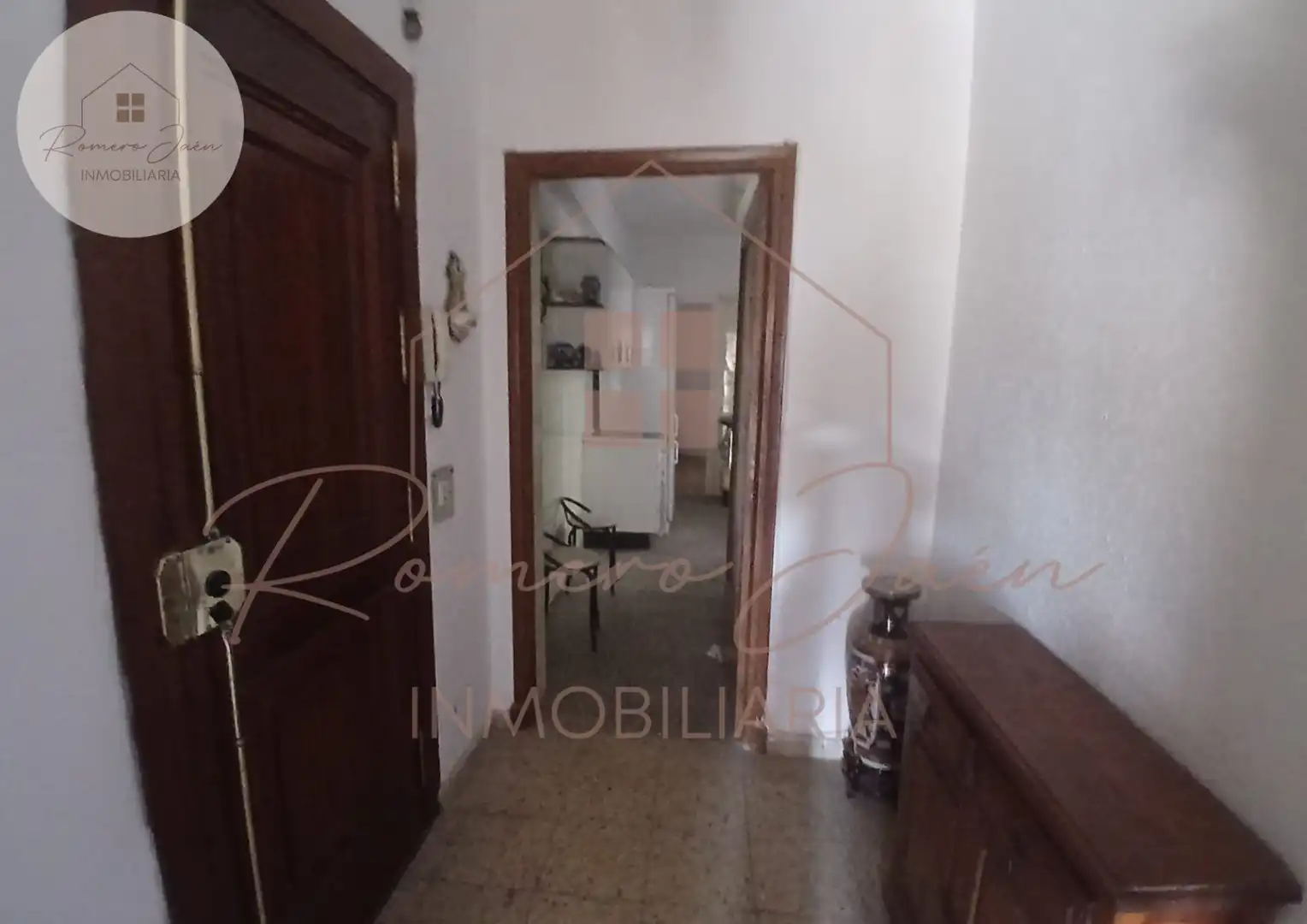 Piso en venta en Jaén con Terraza y Trastero