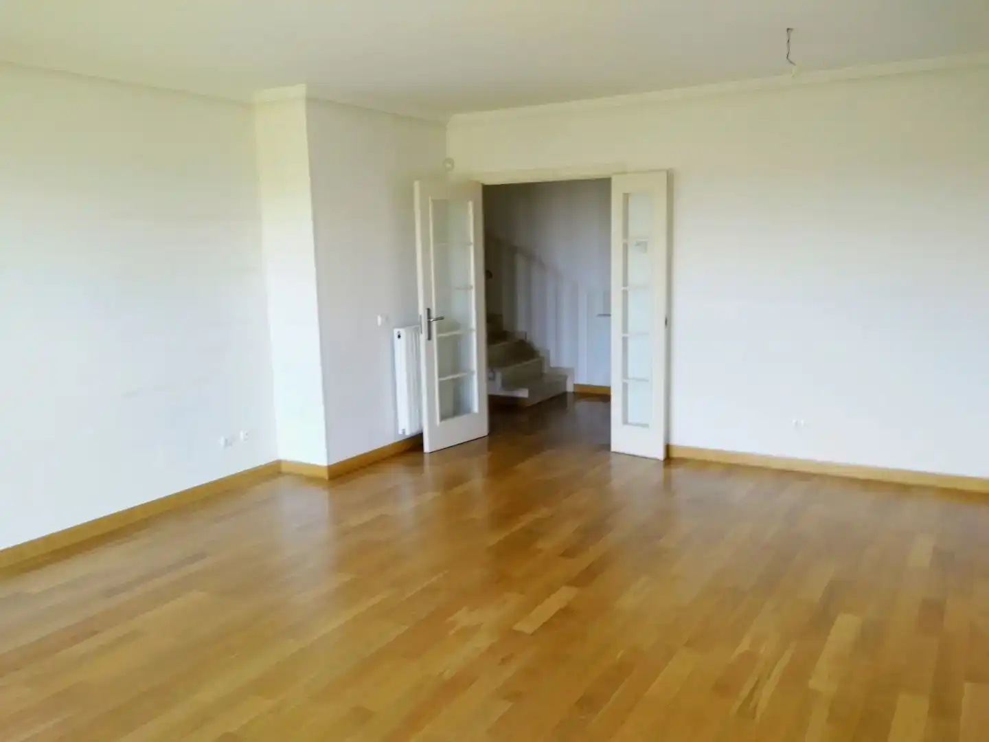 Sala d'estar de Pis de lloguer en Pozuelo de Alarcón amb Aire condicionat, Piscina i Balcó
