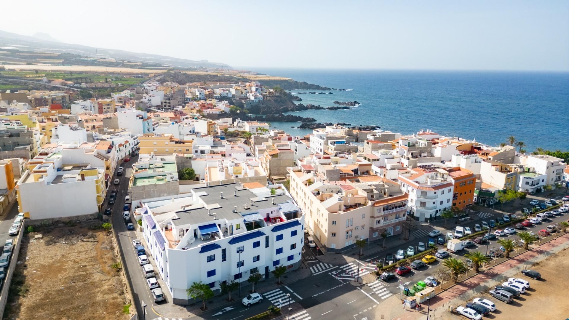 Exterior view of Duplex for sale in Guía de Isora  with Terrace and Balcony