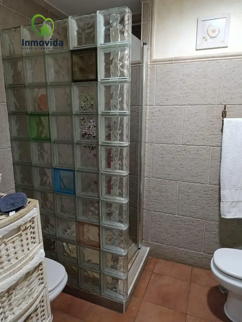 Bathroom of Flat for sale in Córdoba  with Air Conditioner, Heating and Terrace