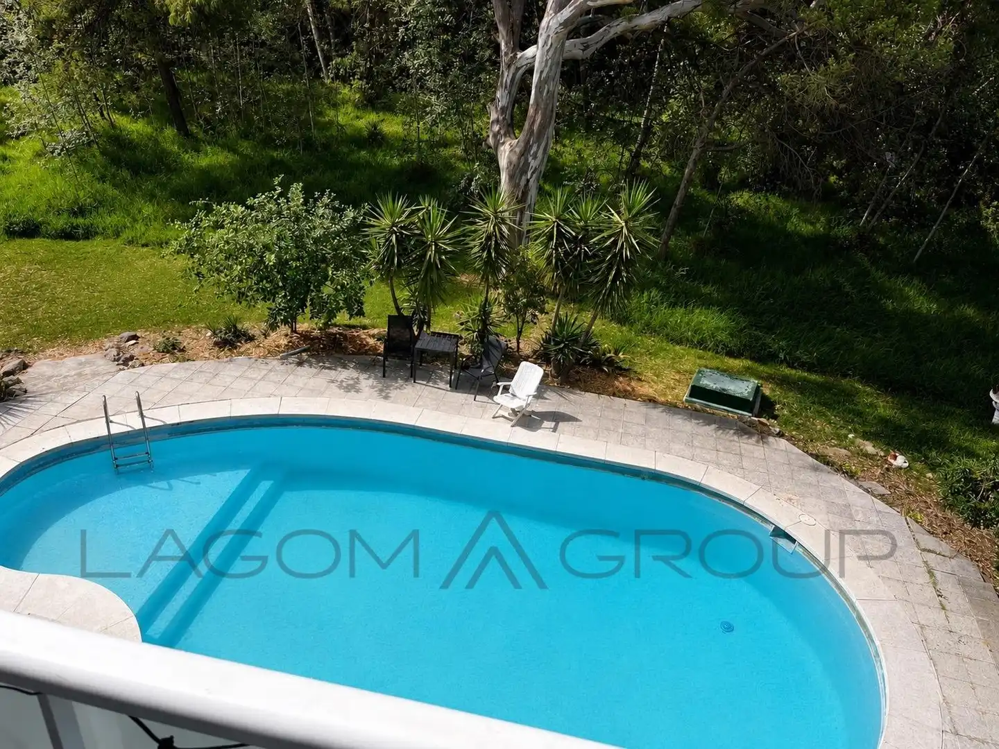 Swimming pool of Flat for sale in Gavà