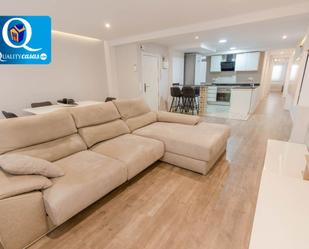 Living room of Apartment for sale in Alicante / Alacant