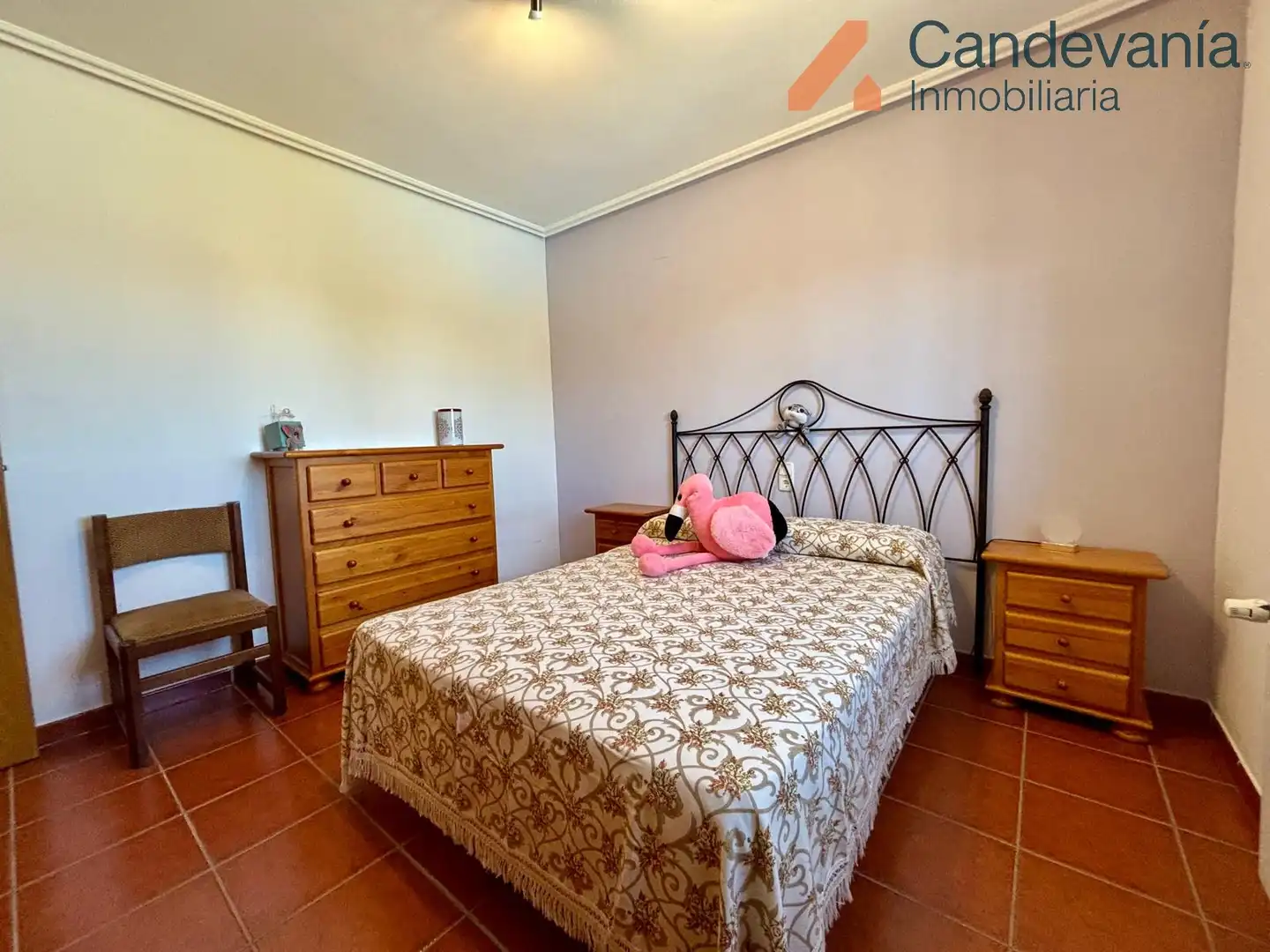 Habitación de Casa o chalet en venta en San Mateo de Gállego con Aire acondicionado, Calefacción y Jardín privado
