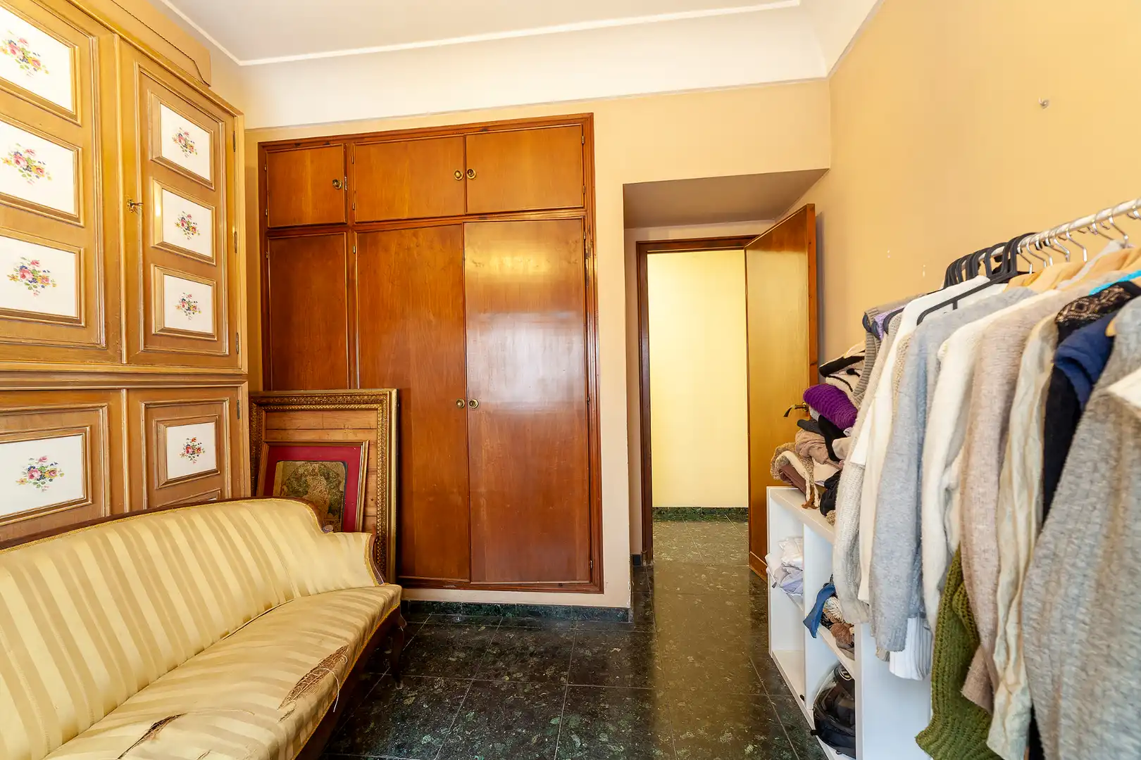 Flat with terrace for sale in Carrer de Navellos, imagen 12