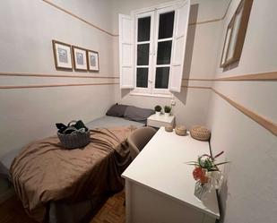 Bedroom of Flat to share in  Madrid Capital  with Terrace